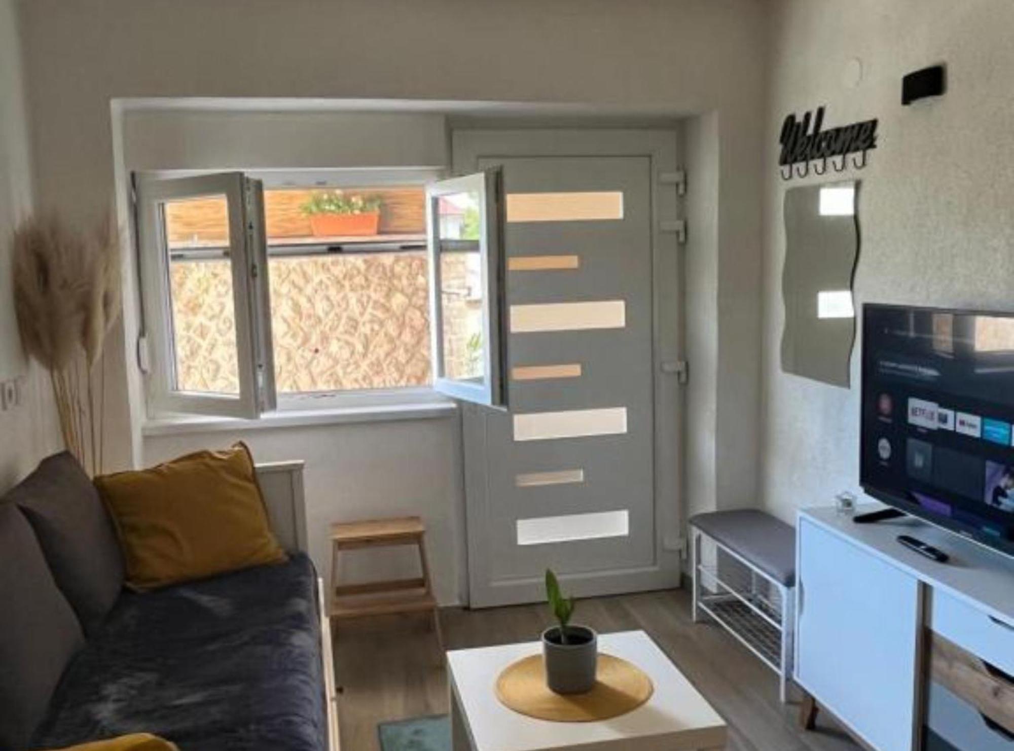 Apartman Pod Plocom Сень Экстерьер фото