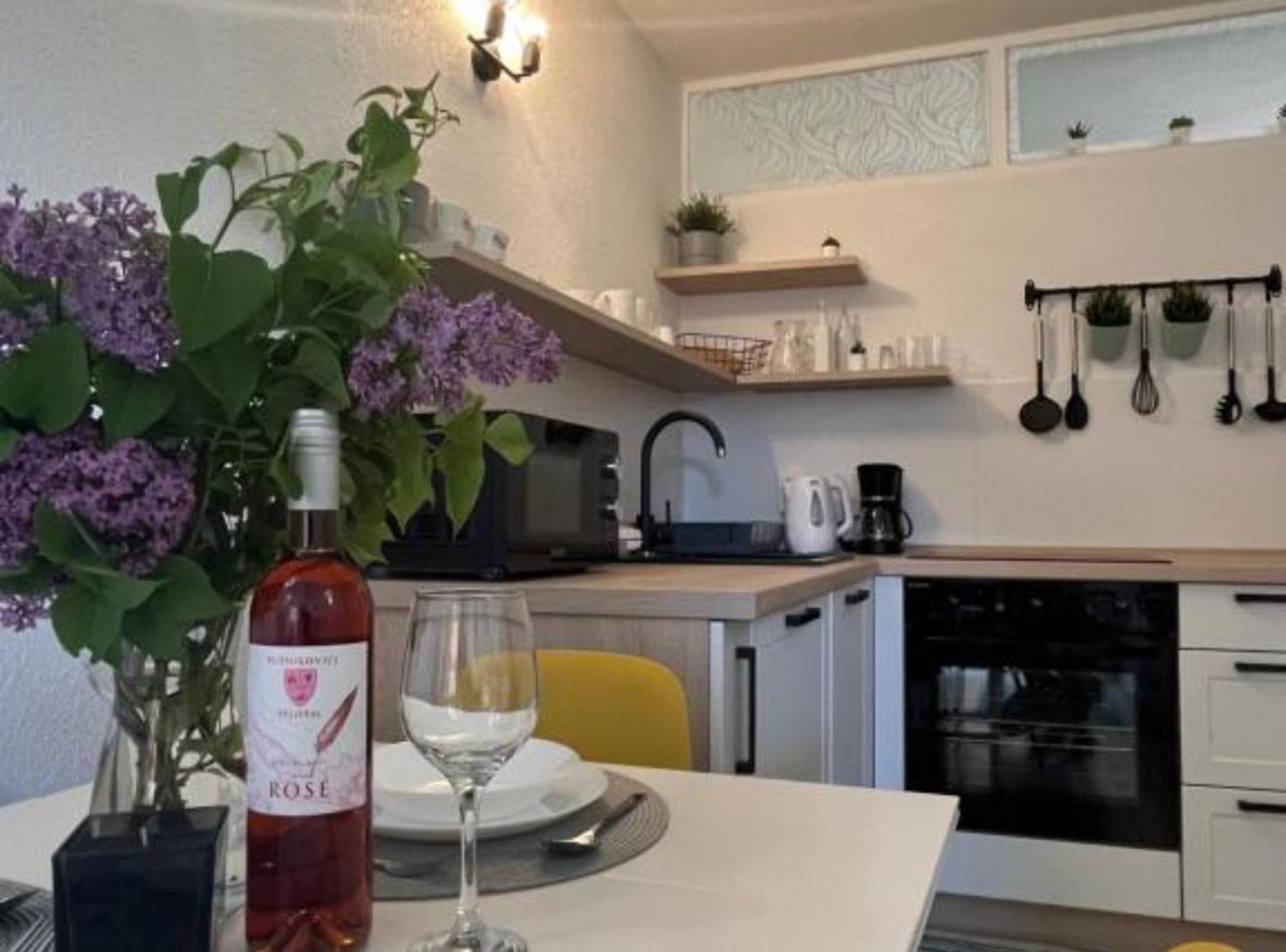 Apartman Pod Plocom Сень Экстерьер фото